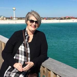 Meet your Posher, Beverly